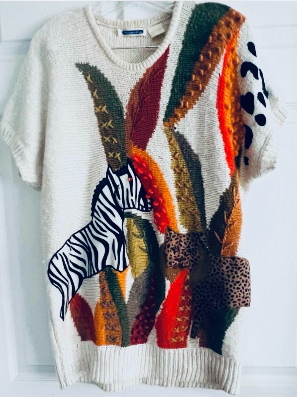 VTG MarieaKim  Sz L Cream Zebra Graphic Sweater Multi-Color Embroider Knitwear